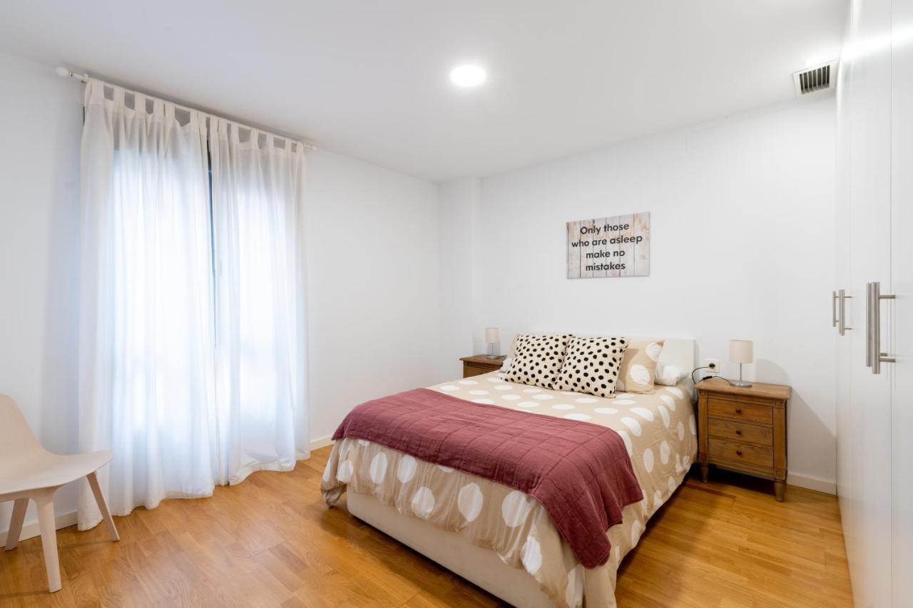Piso Nuevo En Triana Apartamento Sevilha Exterior foto